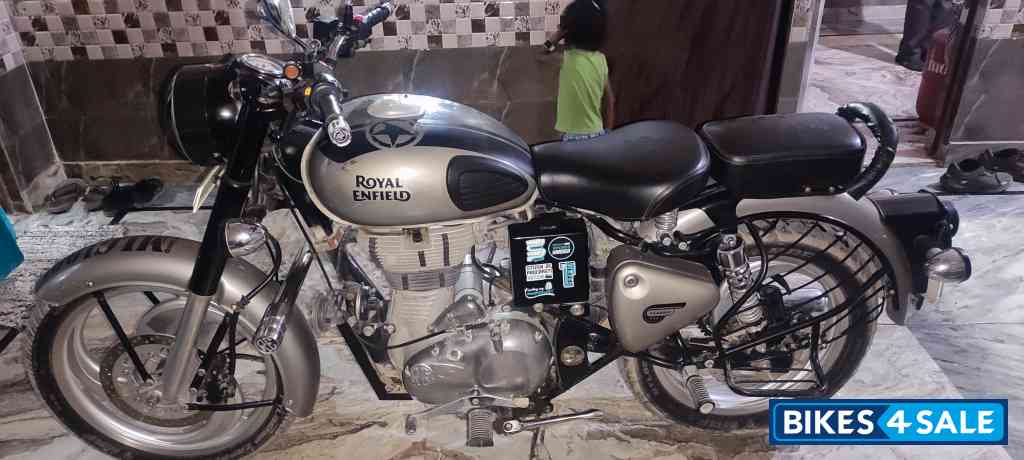 Royal Enfield Classic Gunmetal Grey