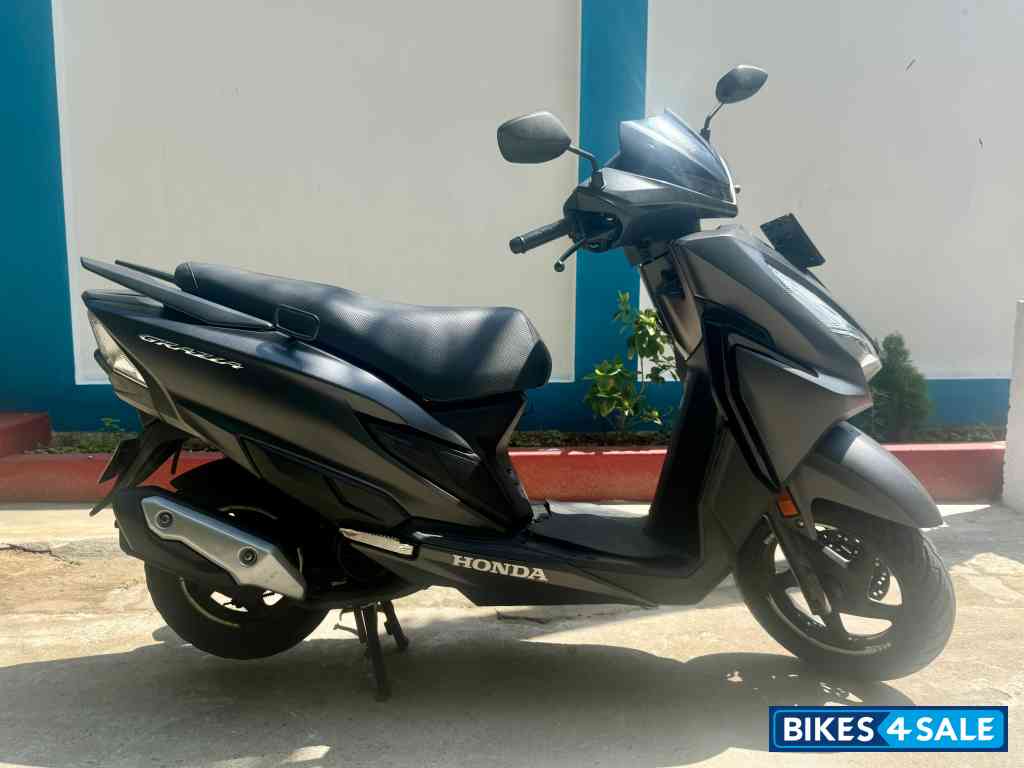 Matte Gray Honda Grazia 125 BS6