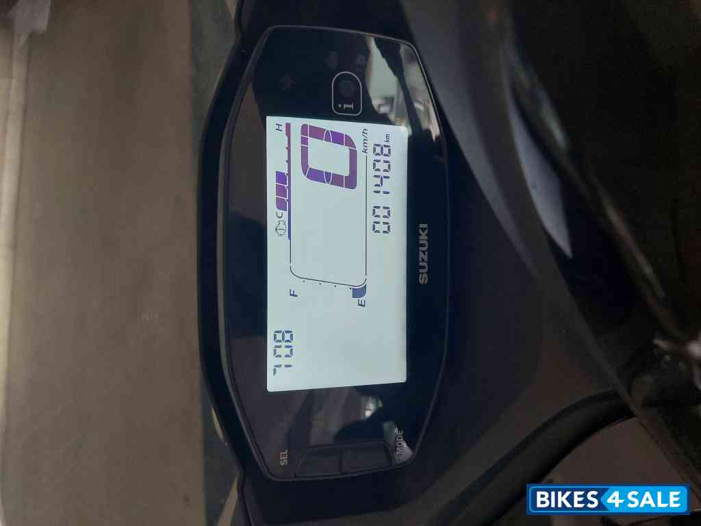 Suzuki Burgman Street Bluetooth Enabled