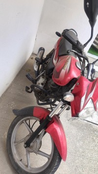 Red Bajaj Platina 100