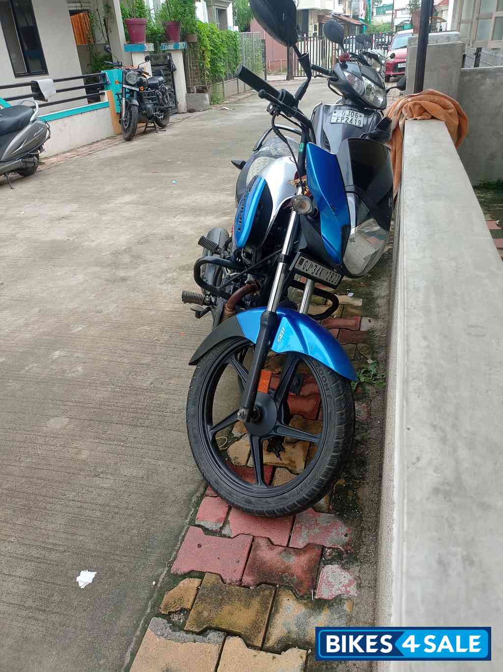 Blue Hero Passion Pro BS6