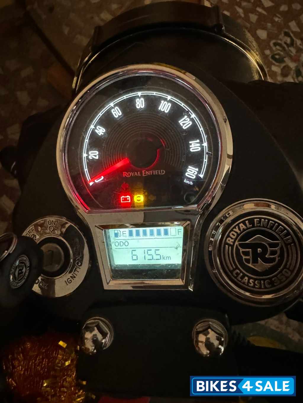 Royal Enfield Classic Stealth Black