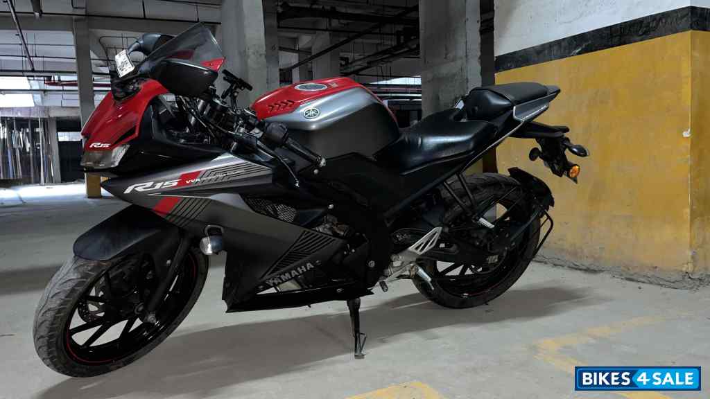 Yamaha YZF R15 V3