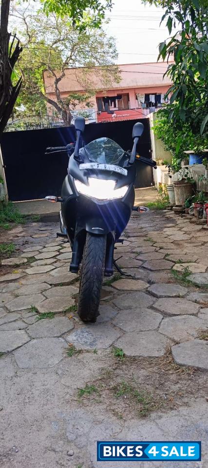 Metallic Matte Black Suzuki Gixxer SF 250 BS6