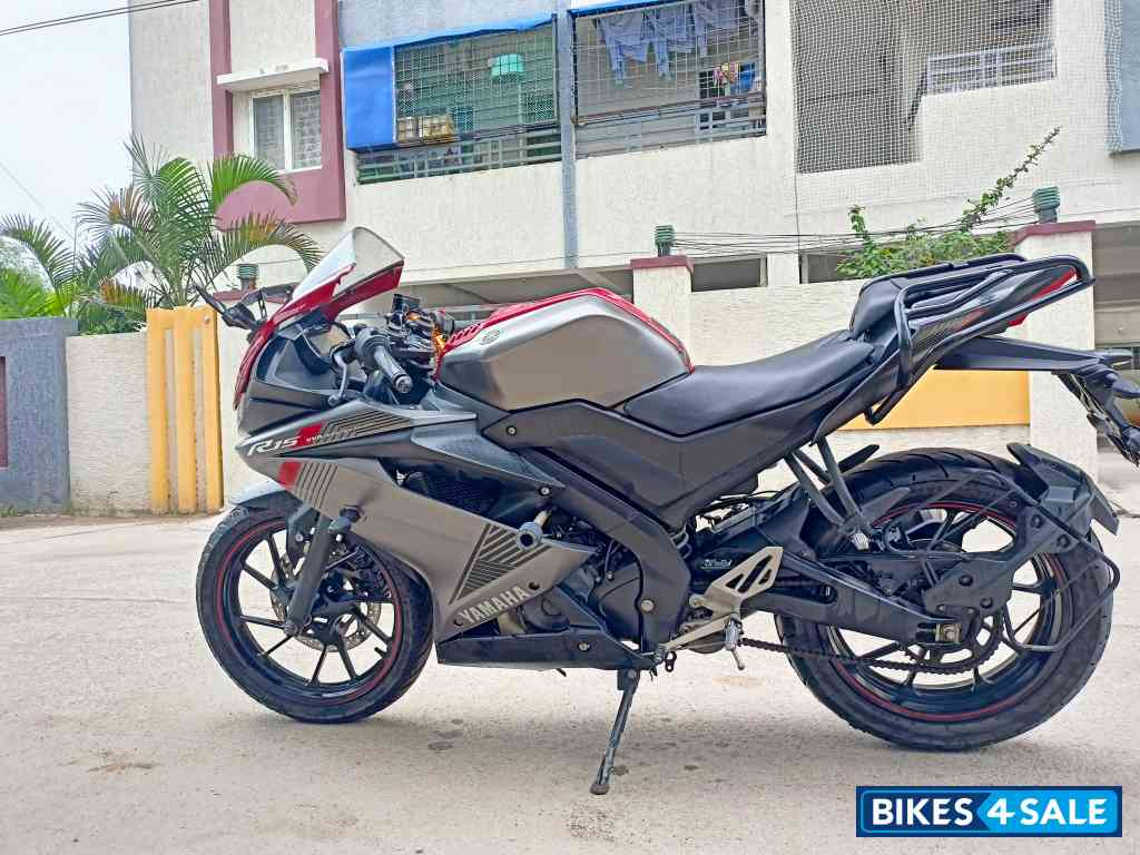 Yamaha YZF R15 V3