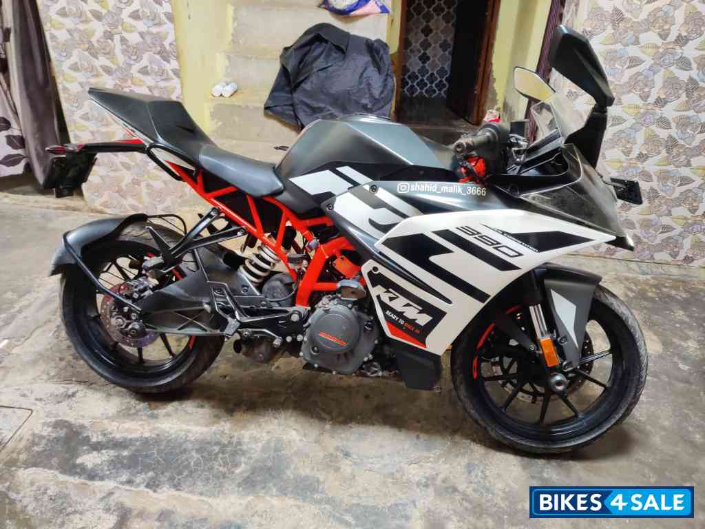 KTM RC 390 2022