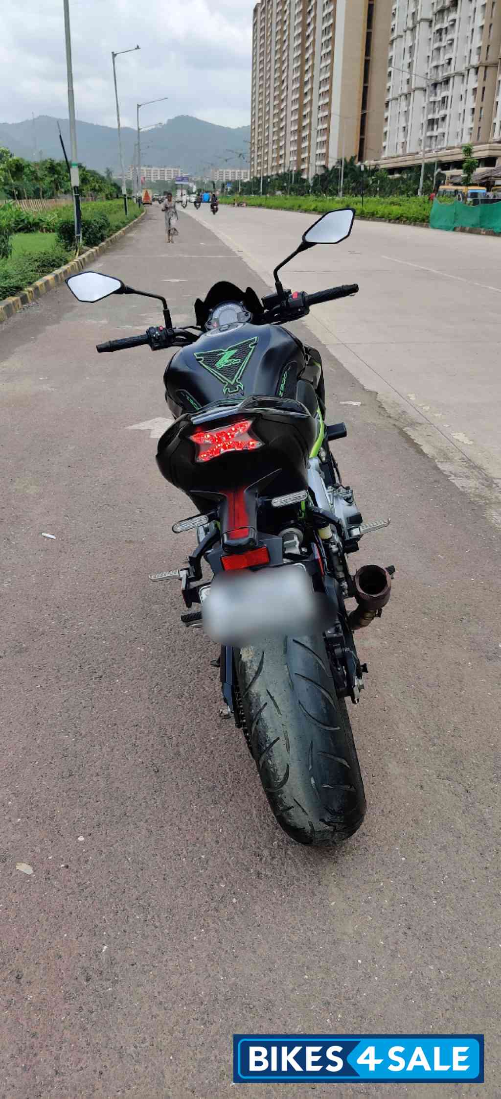 Matte Black Kawasaki Z900 ABS
