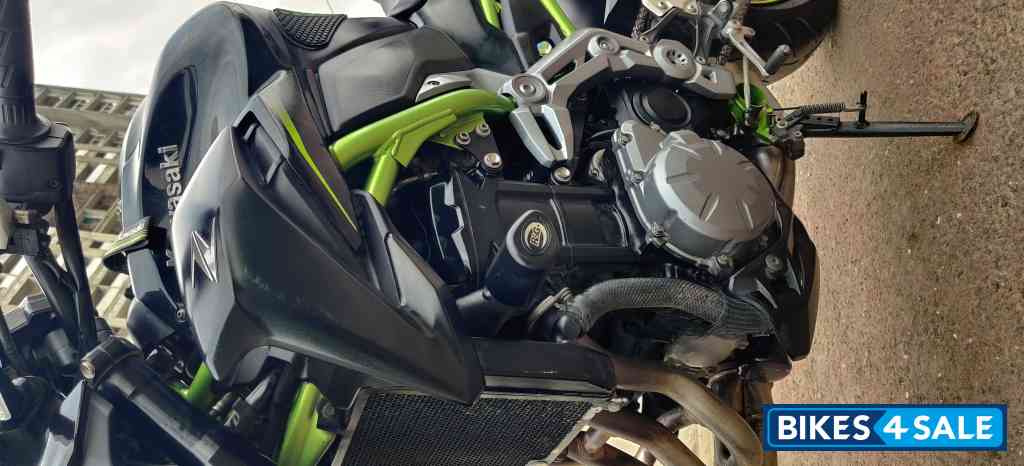 Matte Black Kawasaki Z900 ABS