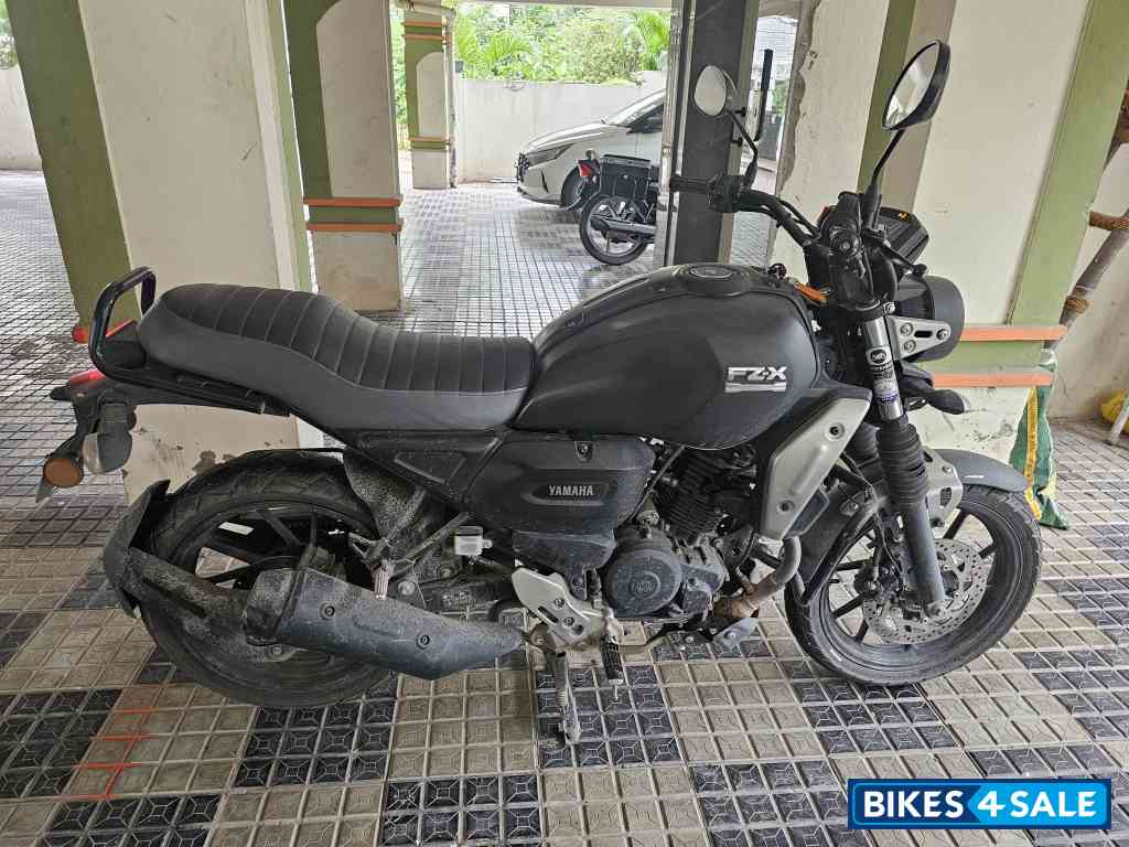 Yamaha FZ-X