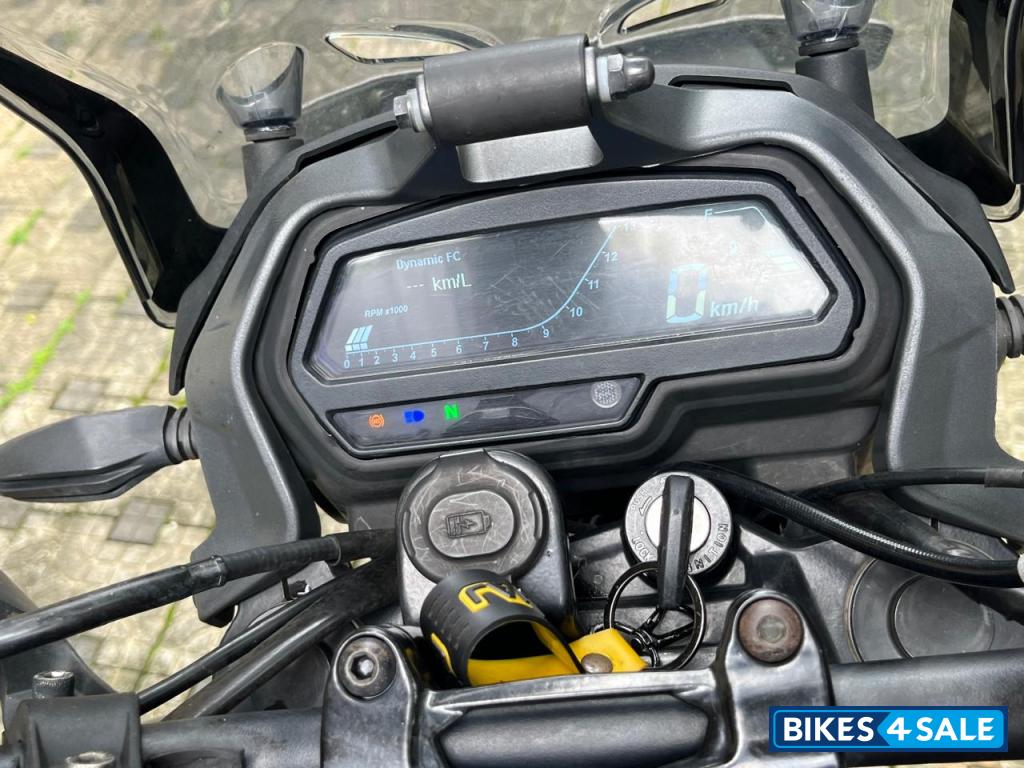 Black Bajaj 2021 Dominar 400