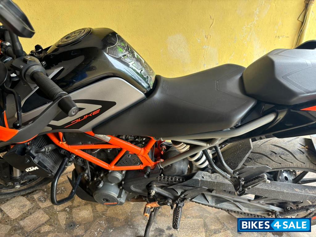 Grey KTM Duke 250 2020