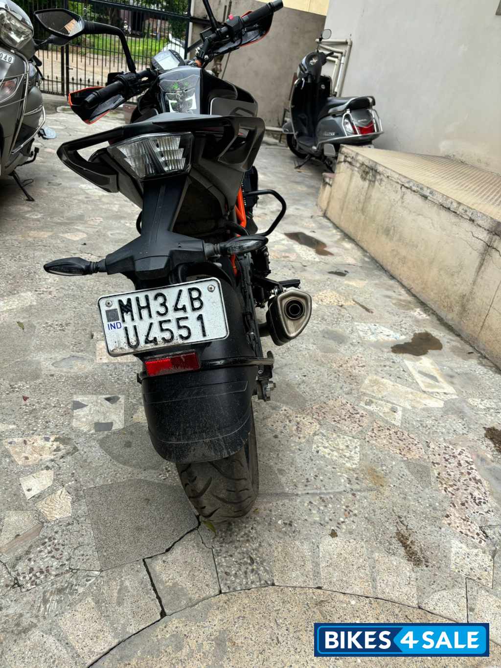 Grey KTM Duke 250 2020