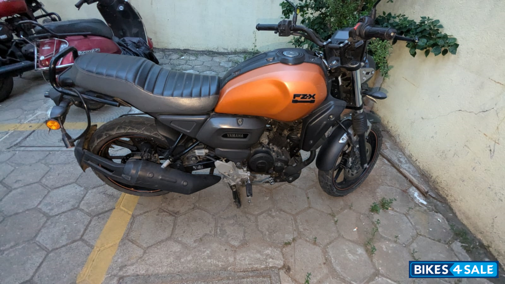 Matt Copper Yamaha FZ-X
