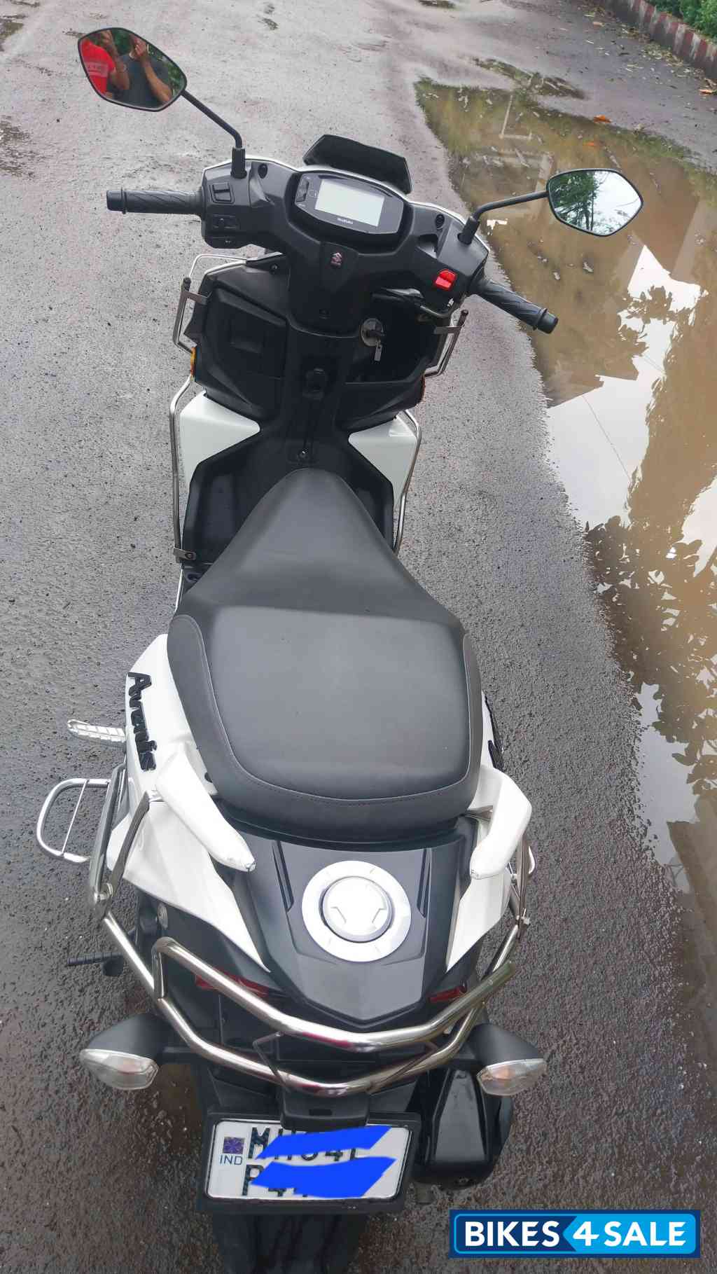 Suzuki Avenis 125 Ride Connect Edition
