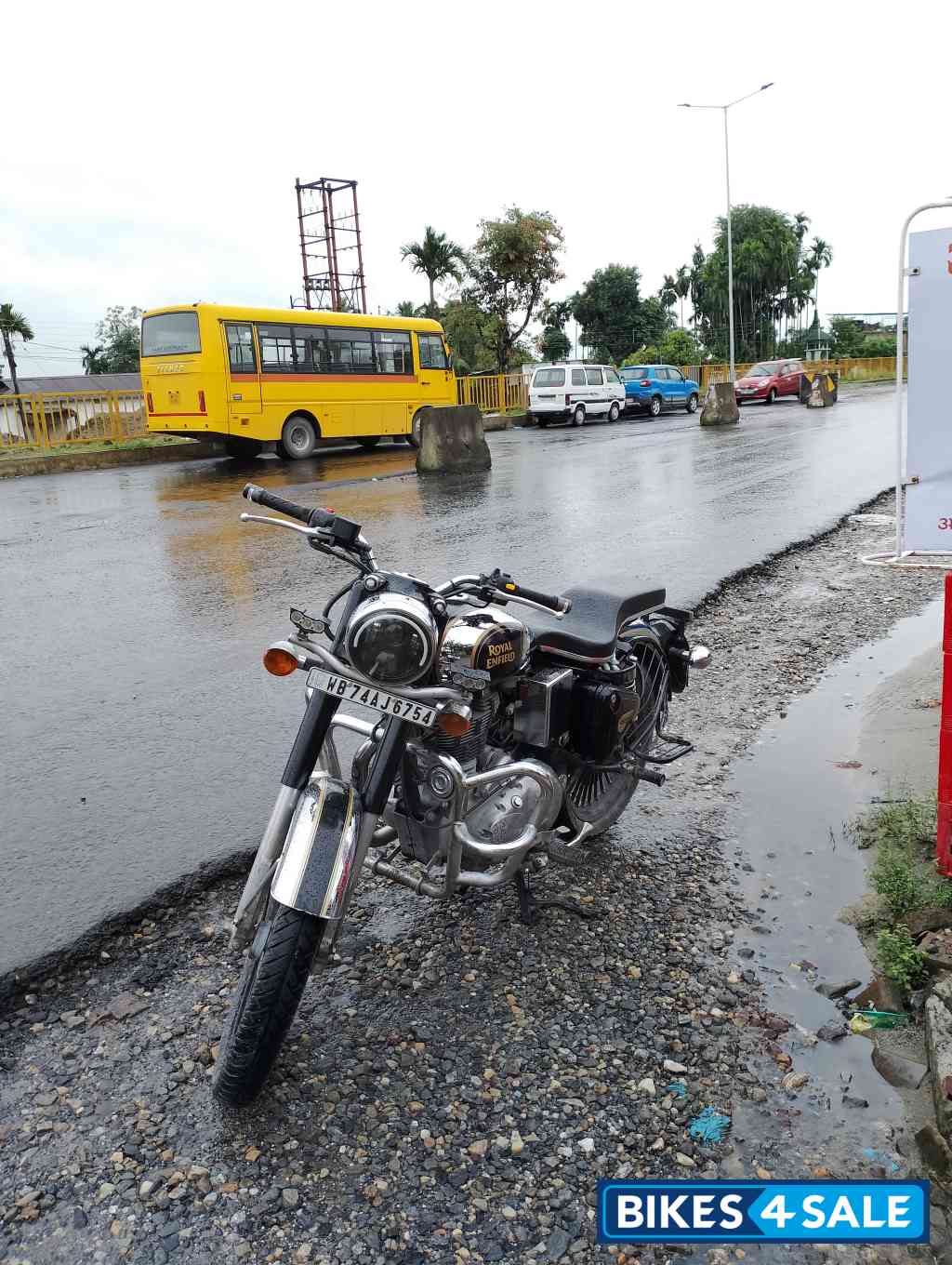 Royal Enfield Classic 500
