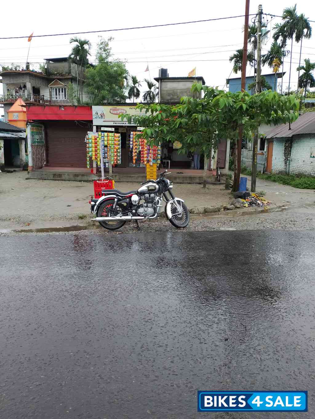 Royal Enfield Classic 500