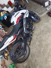 Bajaj Pulsar NS 160 BS6