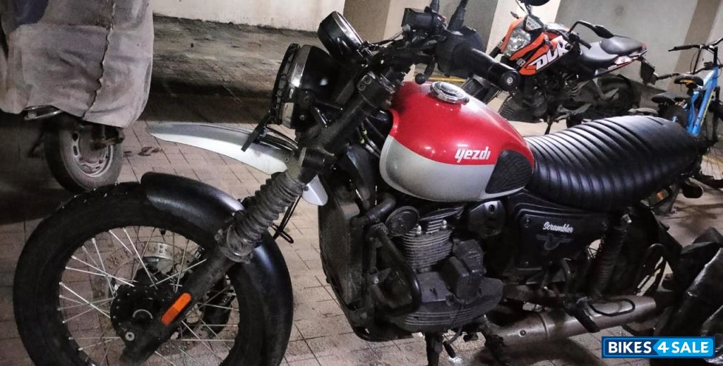 Yezdi Scrambler