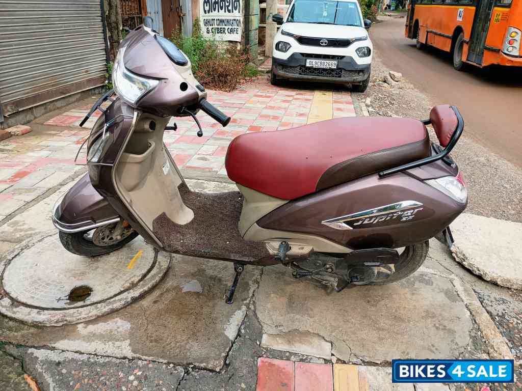 Bronze TVS Jupiter ZX SmartXonnect