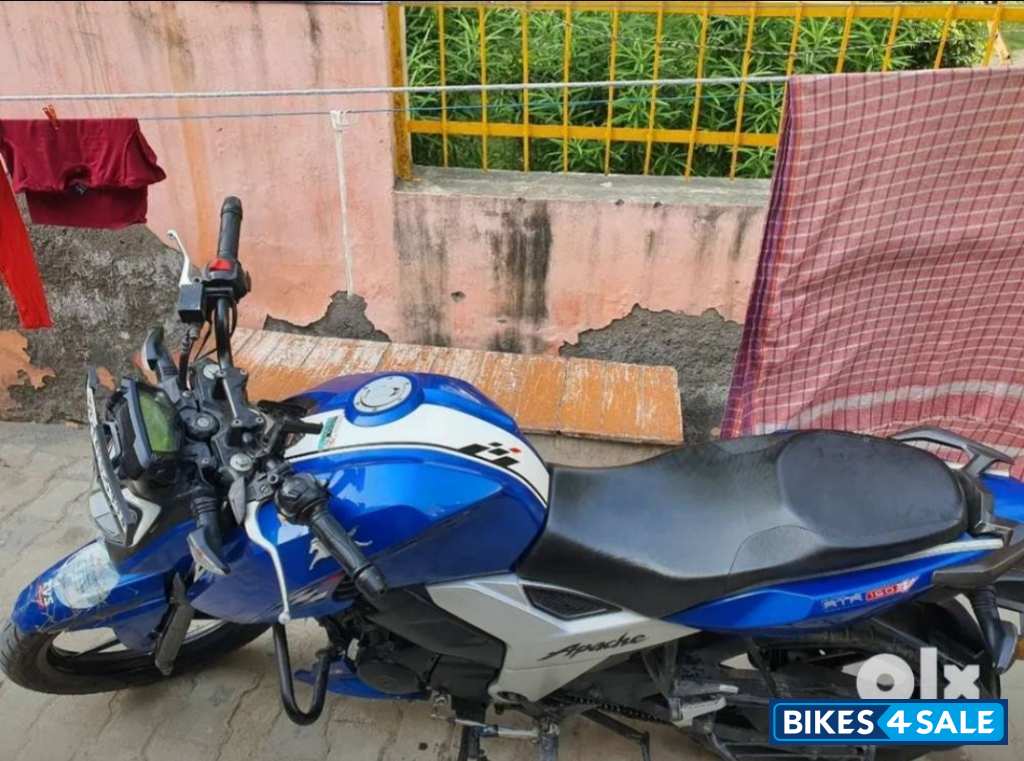 TVS Apache RTR 160 4V BS6
