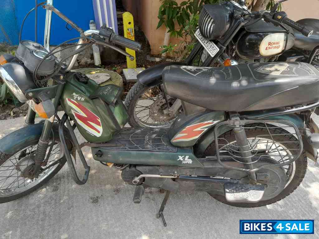 TVS XL