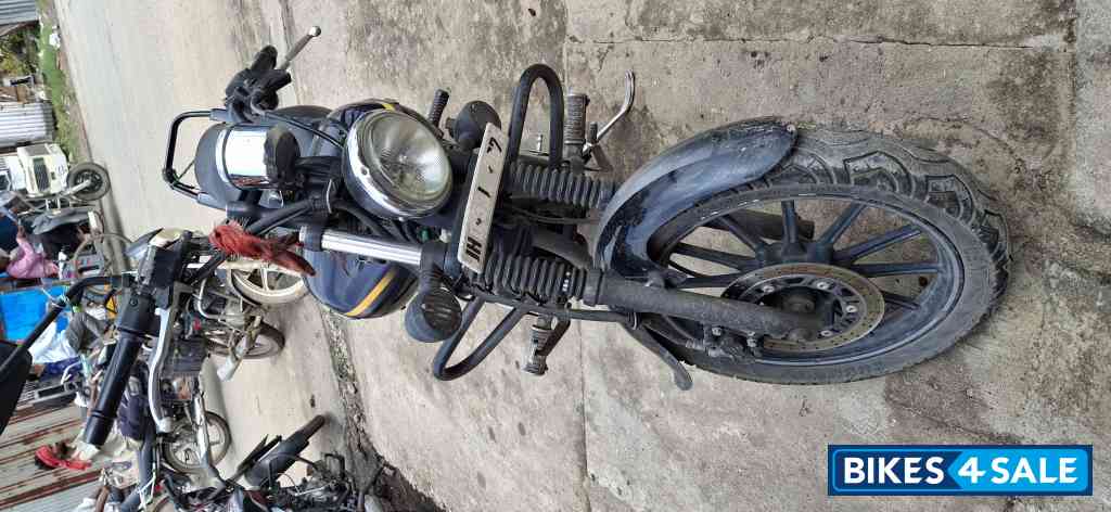 Bajaj Avenger Street 150