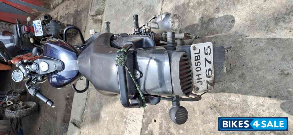 Bajaj Avenger Street 150