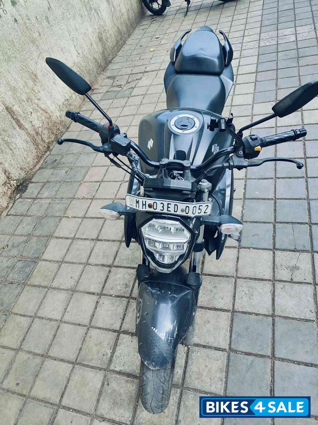 Mat Black Suzuki Gixxer 250