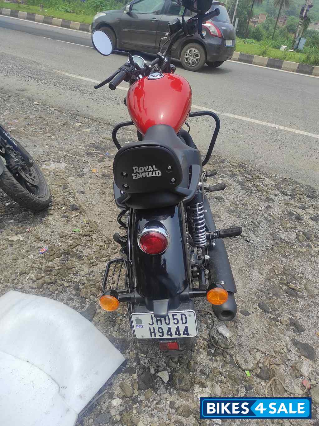 Royal Enfield Meteor 350 Fireball