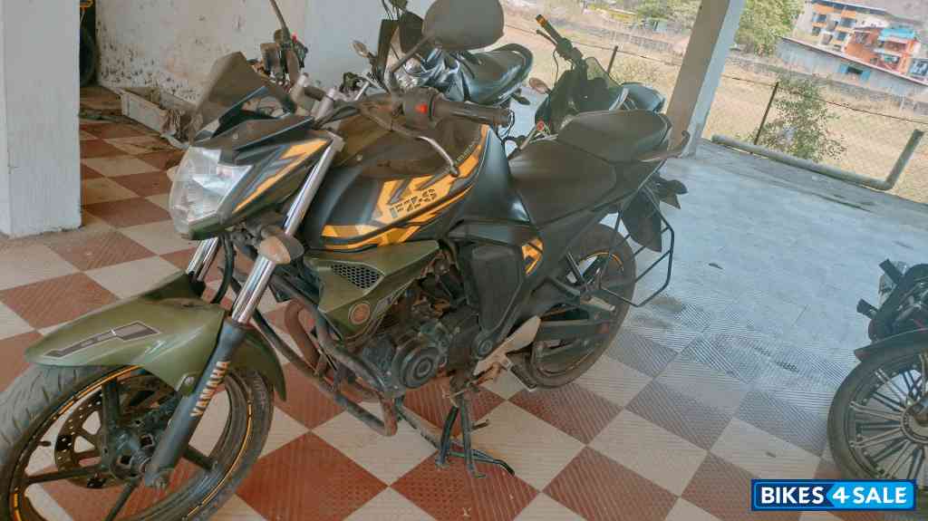Yamaha FZ-S FI V2