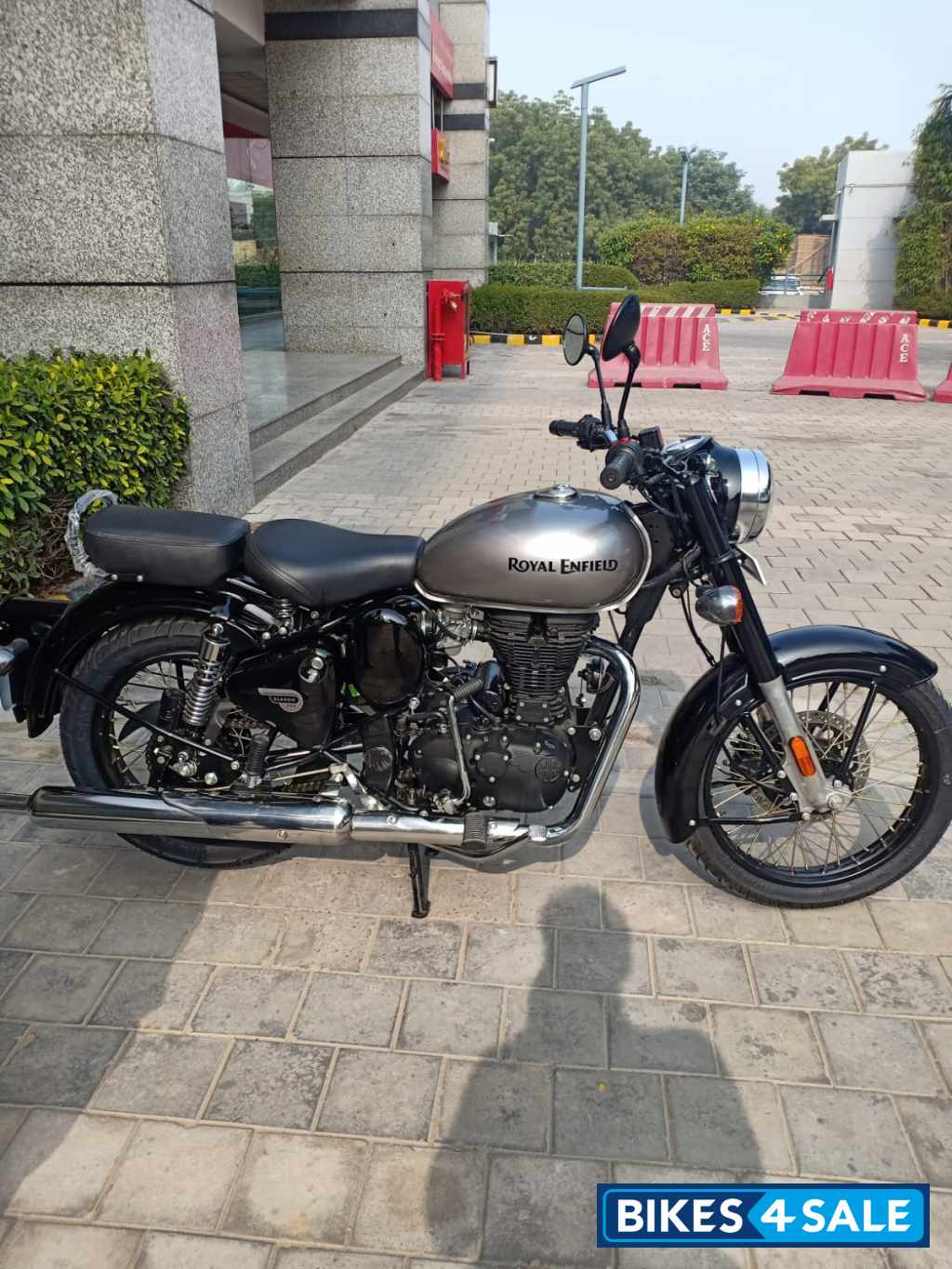 Silver Mercury Royal Enfield Classic 350