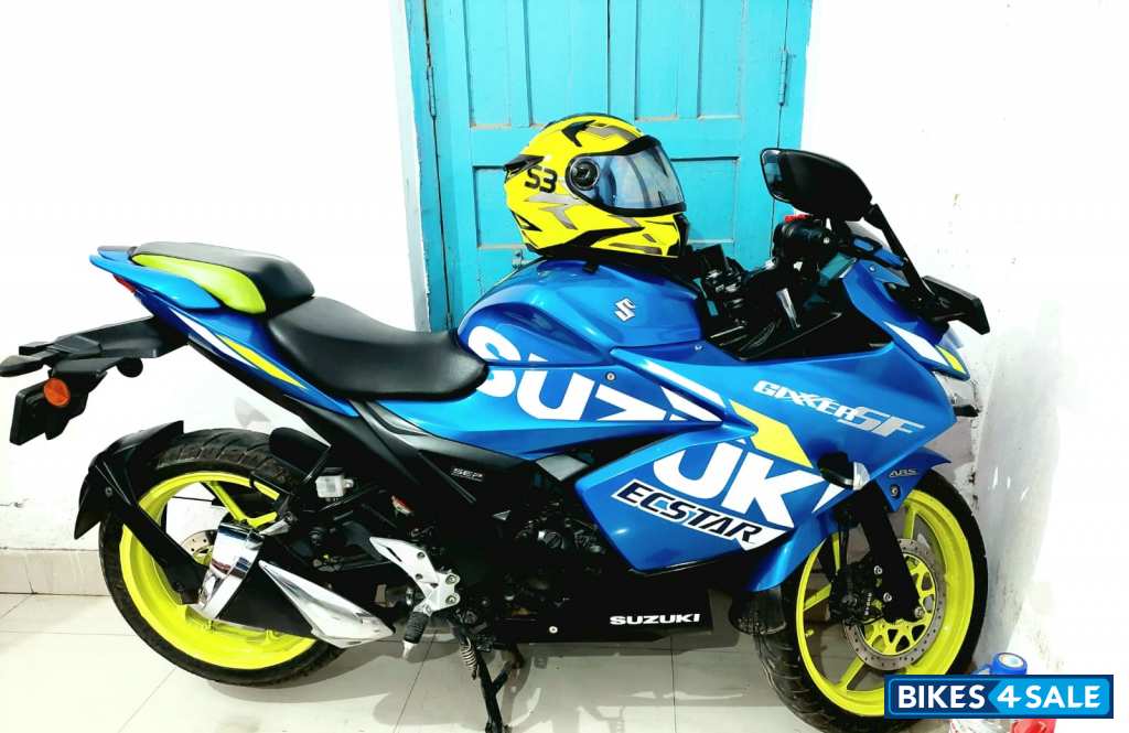 Blue Suzuki Gixxer SF Moto GP