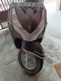 Chestnut Bronze Hero Destini 125