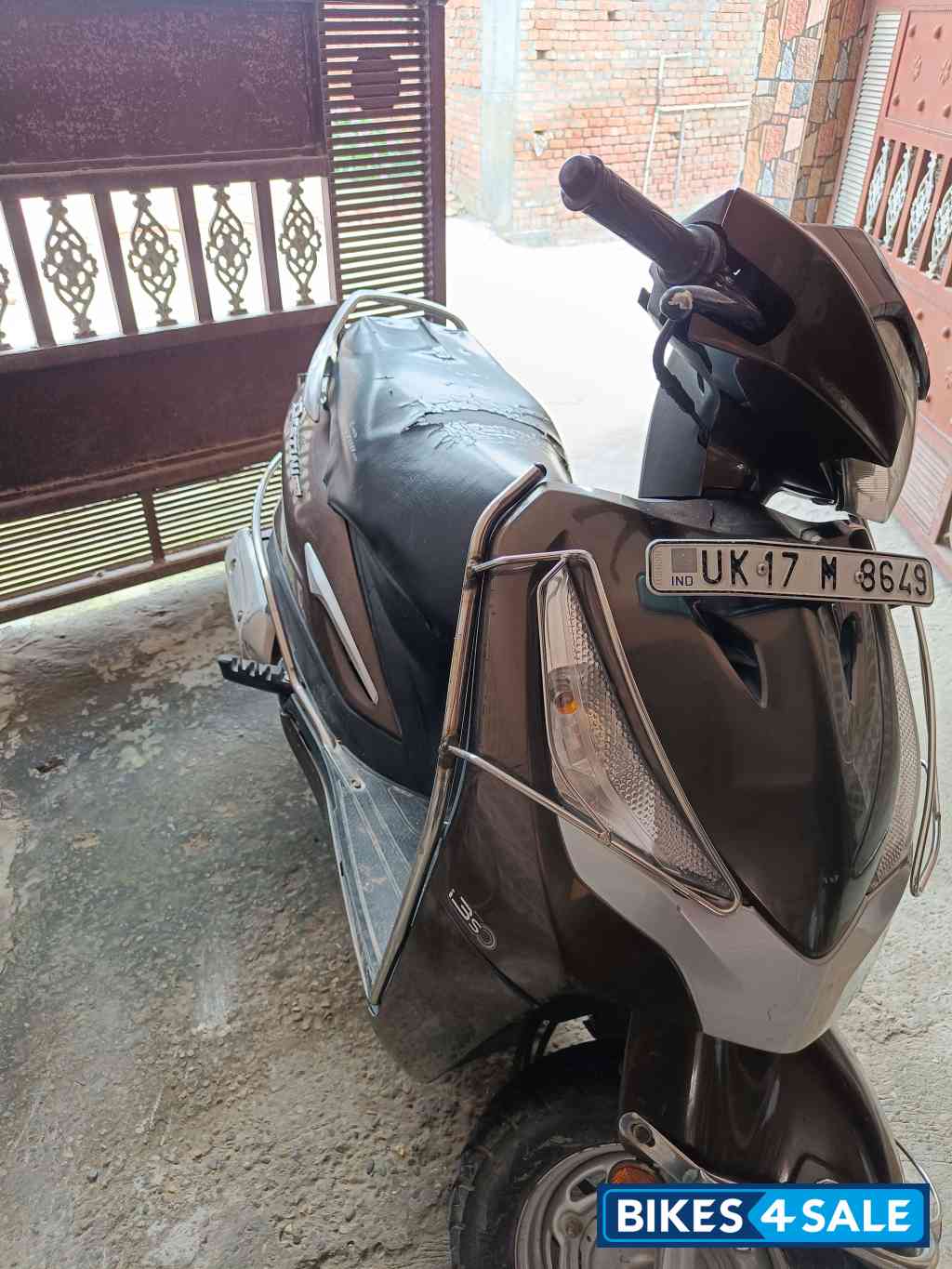 Chestnut Bronze Hero Destini 125