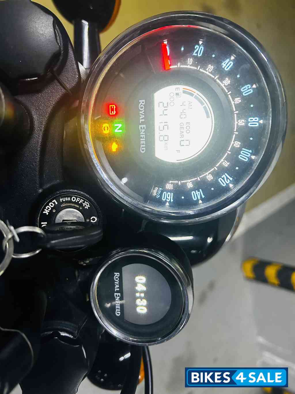 Blue Royal Enfield Meteor 350