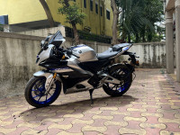 Yamaha R15M