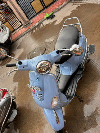 Vespa VXL 125