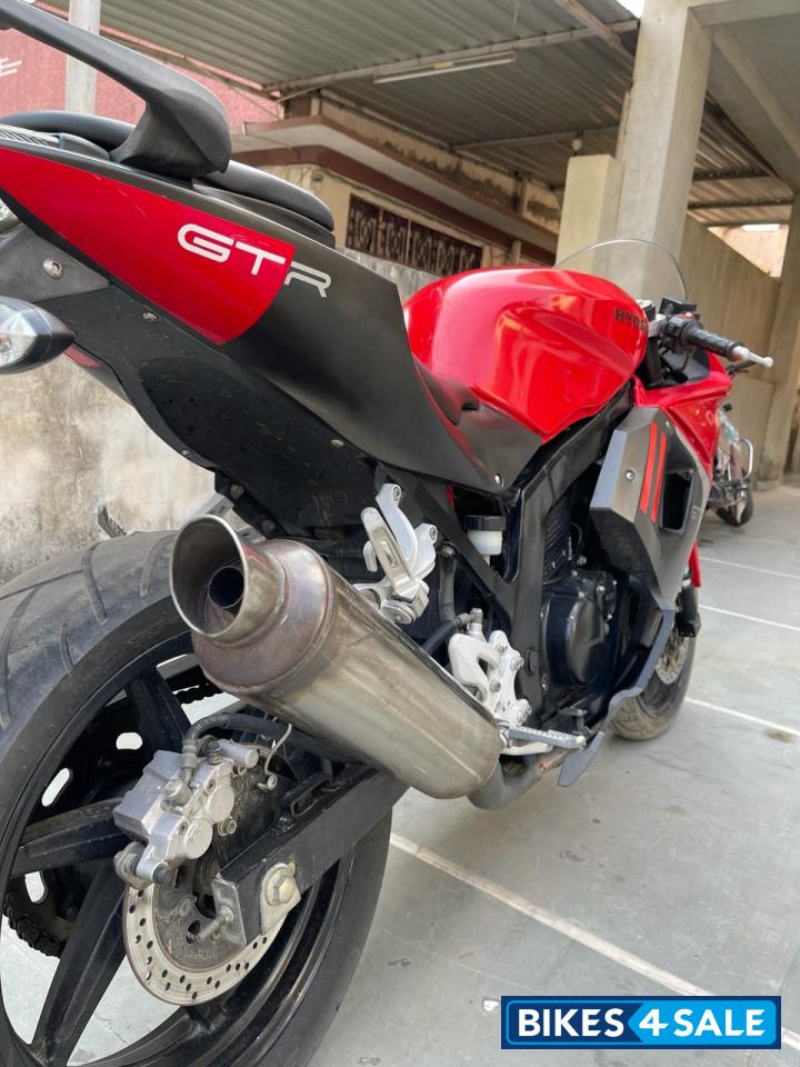 Red And Black Hyosung GT250R