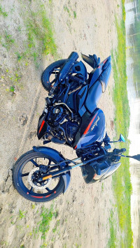 Bajaj Pulsar 125