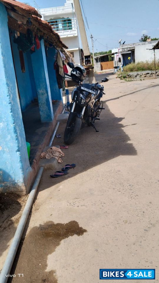 Bajaj Dominar 250 2022