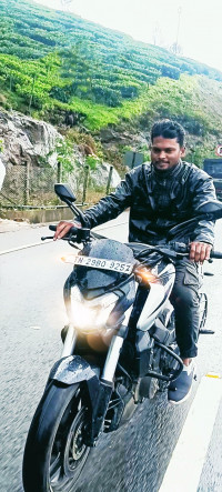 Bajaj Dominar 250 2022