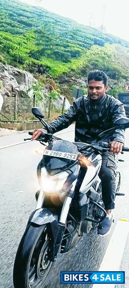 Bajaj Dominar 250 2022