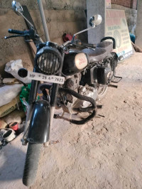 Black Royal Enfield Classic 350