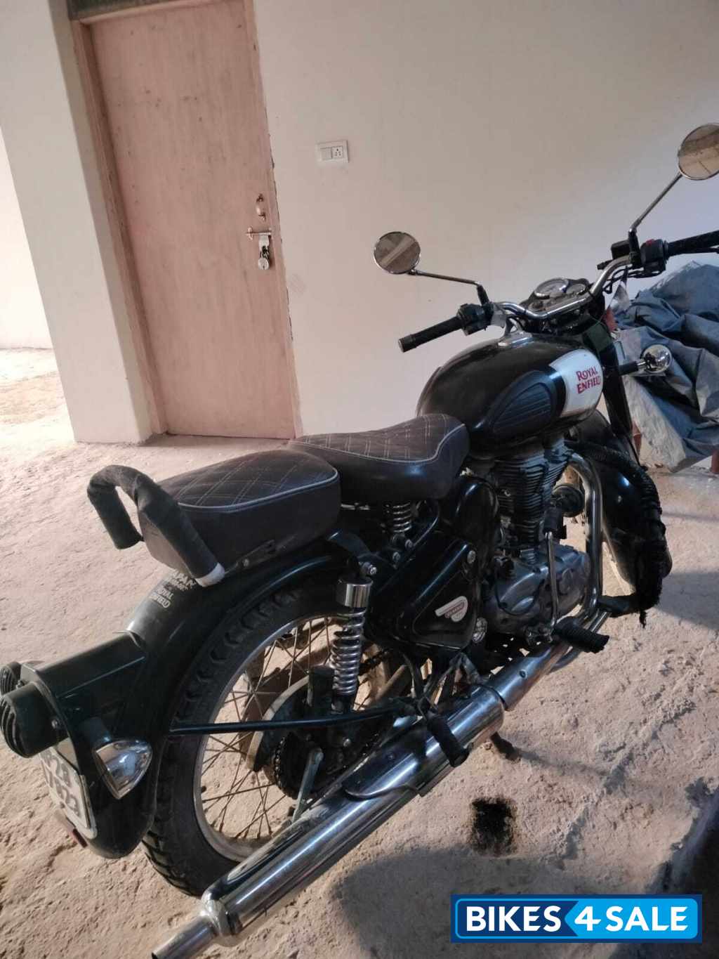 Black Royal Enfield Classic 350