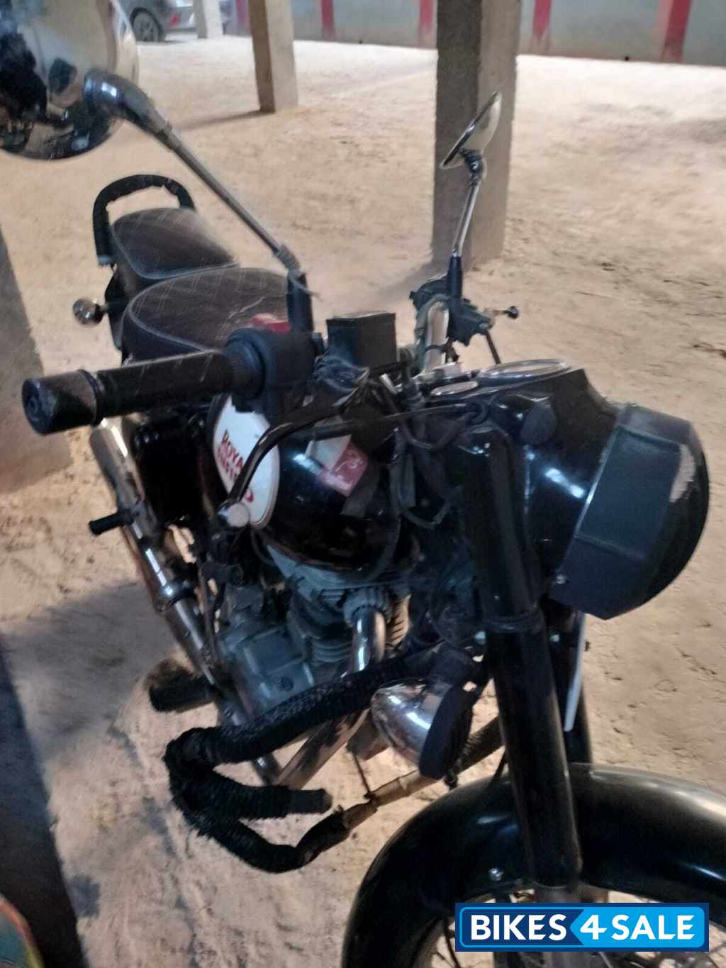 Black Royal Enfield Classic 350