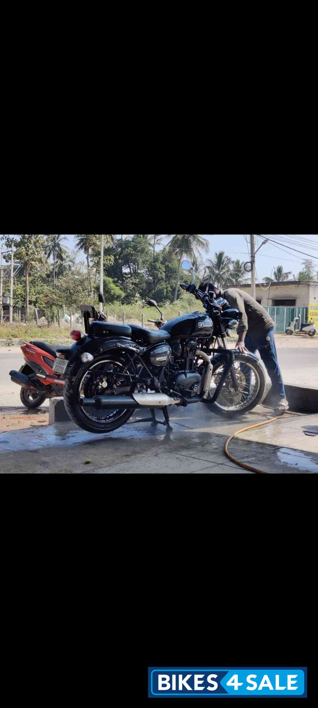 Black Benelli Imperiale 400