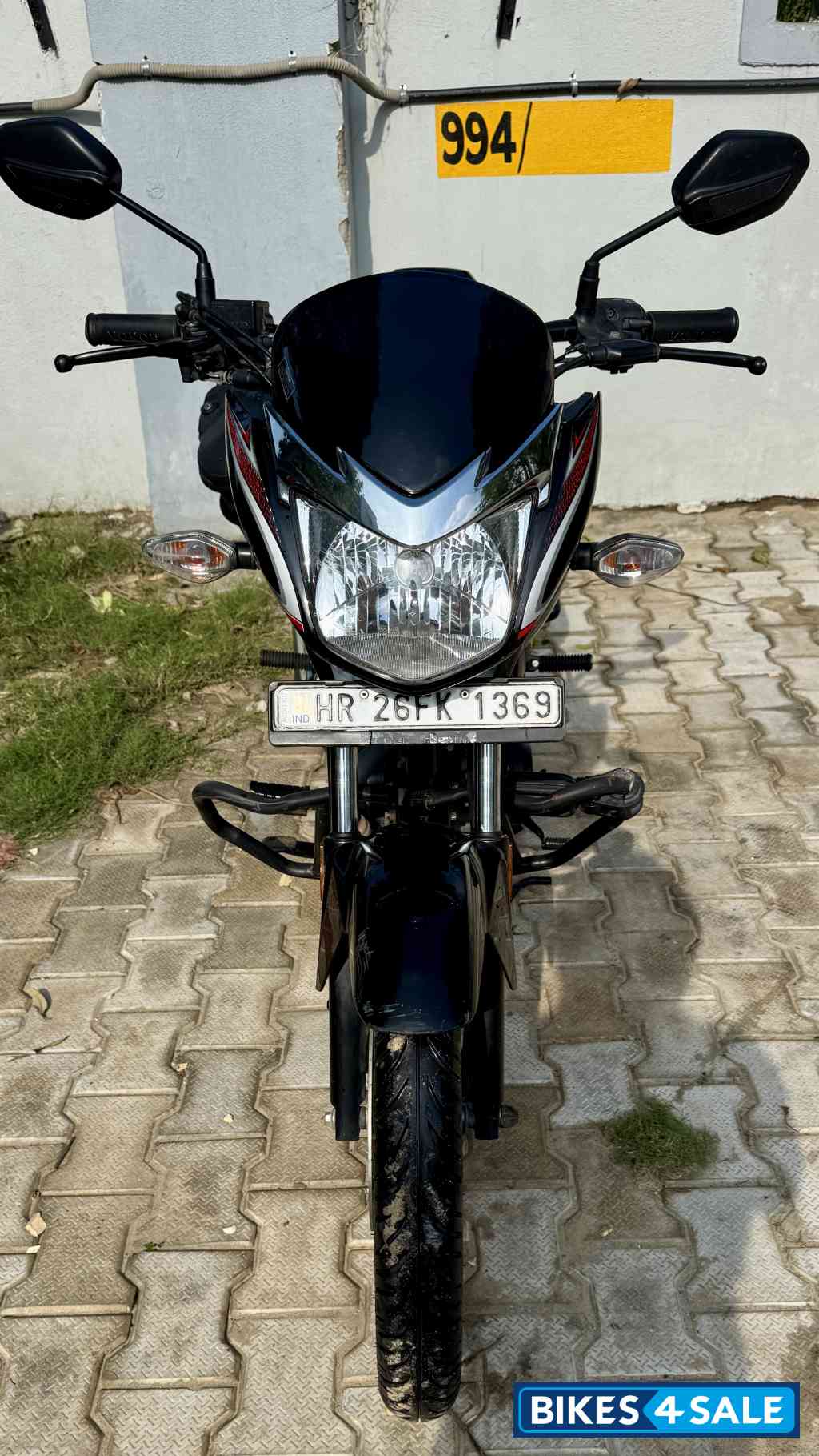 Black Honda Shine 125 Disc