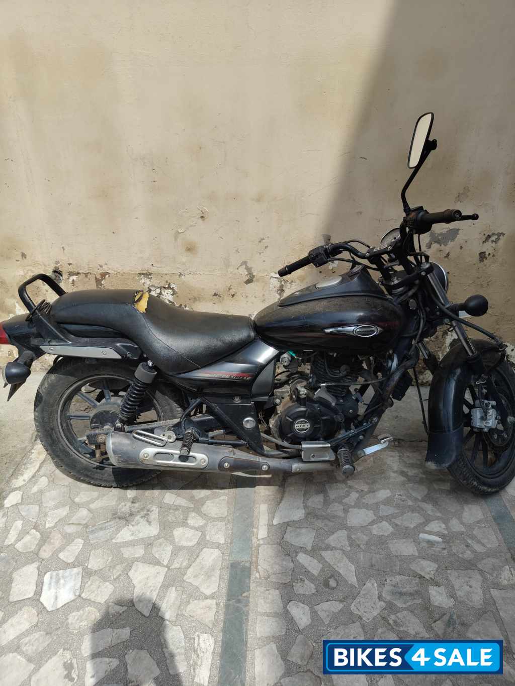 Bajaj Avenger Cruise 220