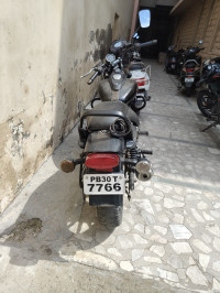 Bajaj Avenger Cruise 220