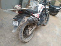 White Hero Xpulse 200 4V Pro